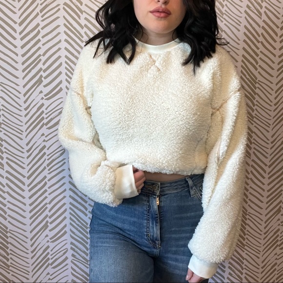 Missguided Tops - White Sherpa Teddy Cropped Top